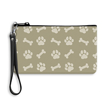 Keep Your Essentials Handy While Walking Your Pup with This On-The-Go Pouch